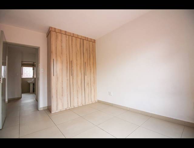 3 BEDROOM TOWNHOUSE TO LET IN NEW REDRUTH